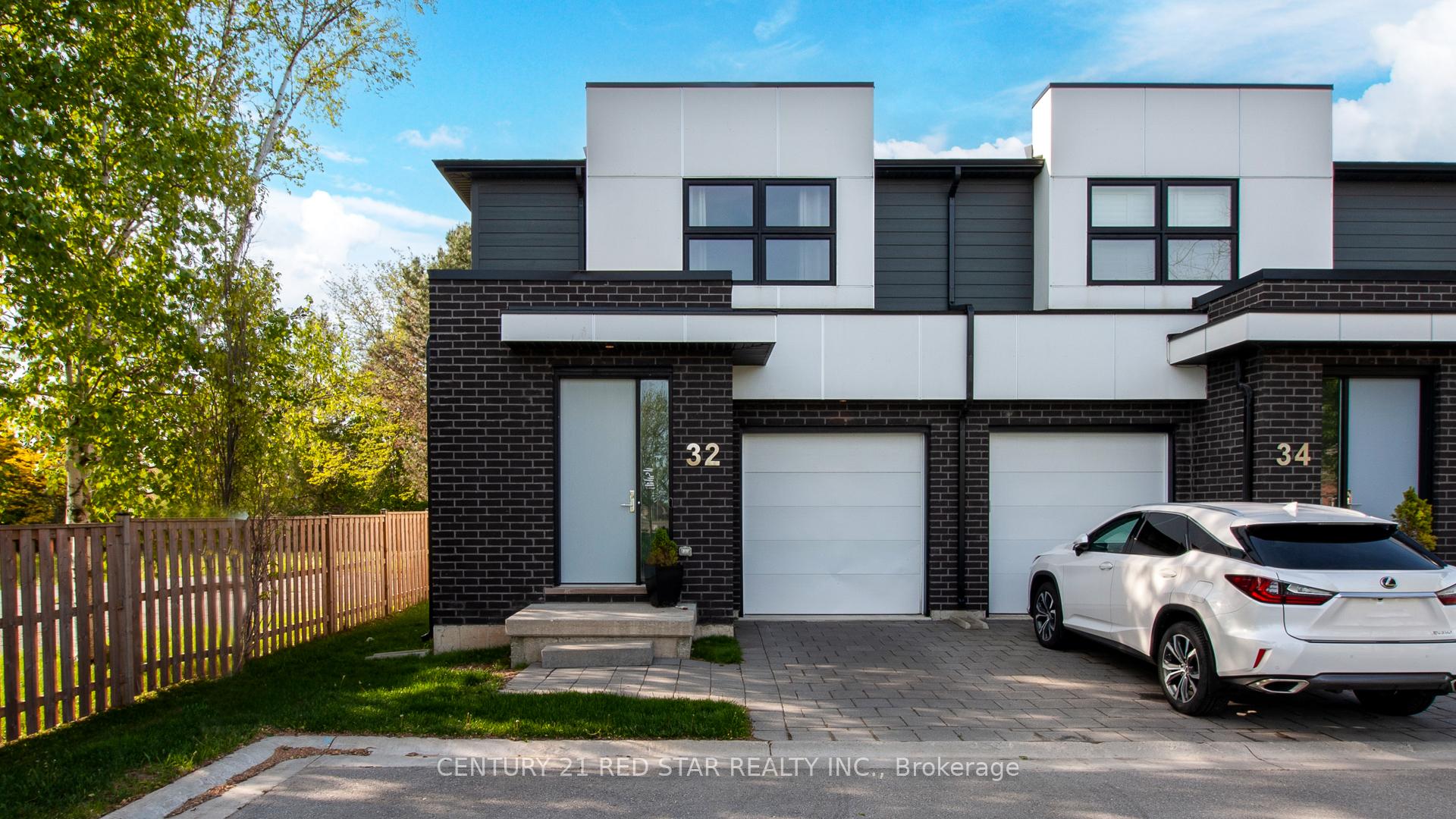 Front of Unit 32, 499 Sophia Crescent