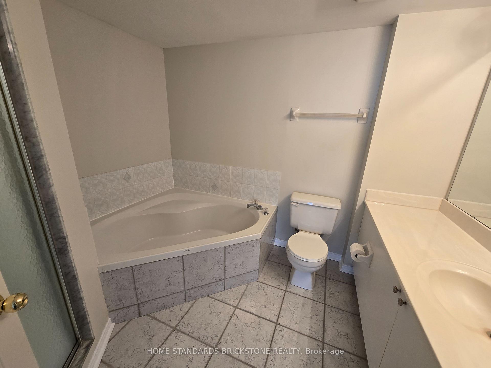 Photo 19 of Unit 220, 7398 Yonge Street, Vaughan, Crestwood-Springfarm-Yorkhill — HOMEH