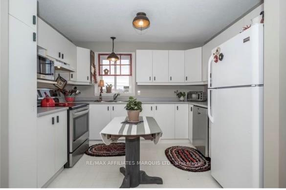 Photo 12 of Unit 1, 6 Tonia Street, North Glengarry, Alexandria — HOMEH