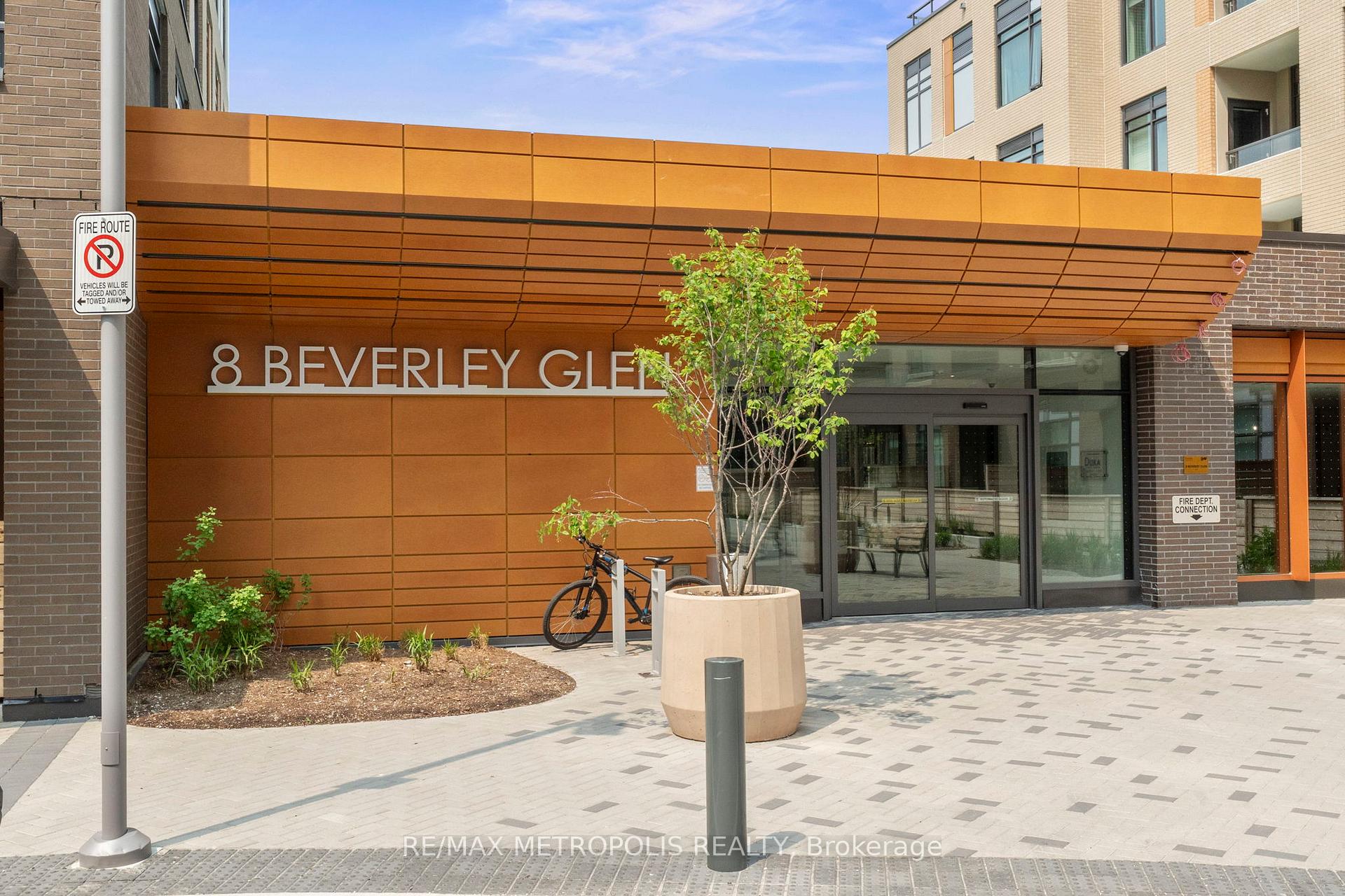 Photo 3 of Unit 303, 8 Beverley Glen Boulevard, Vaughan, Beverley Glen — HOMEH