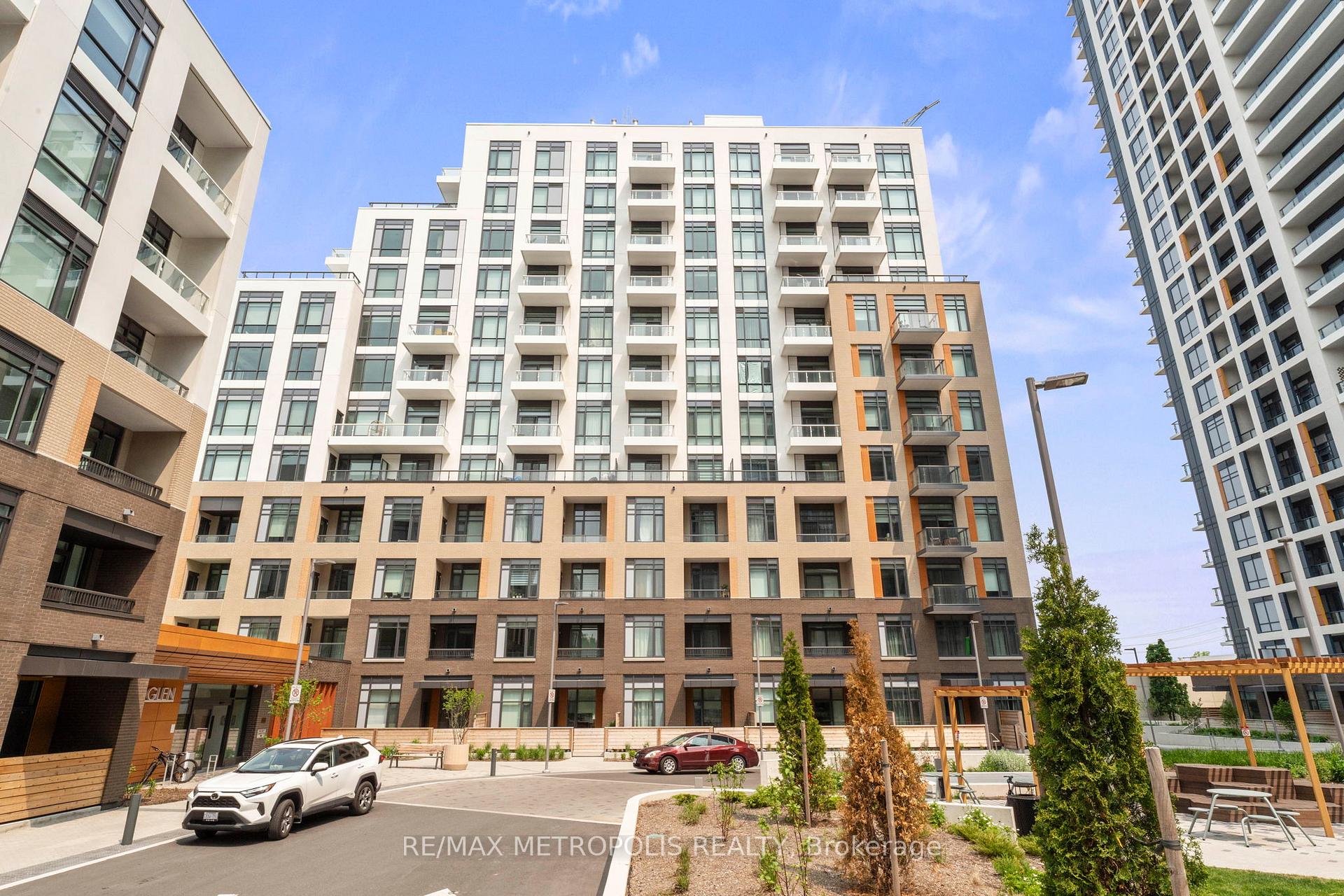 Photo 39 of Unit 303, 8 Beverley Glen Boulevard, Vaughan, Beverley Glen — HOMEH