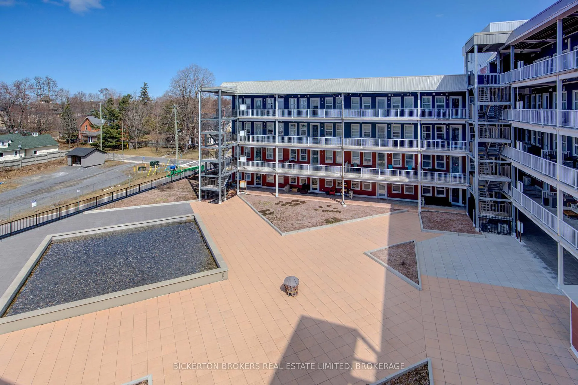 Photo 9 of Unit 403, 130 Water Street, Gananoque — HOMEH