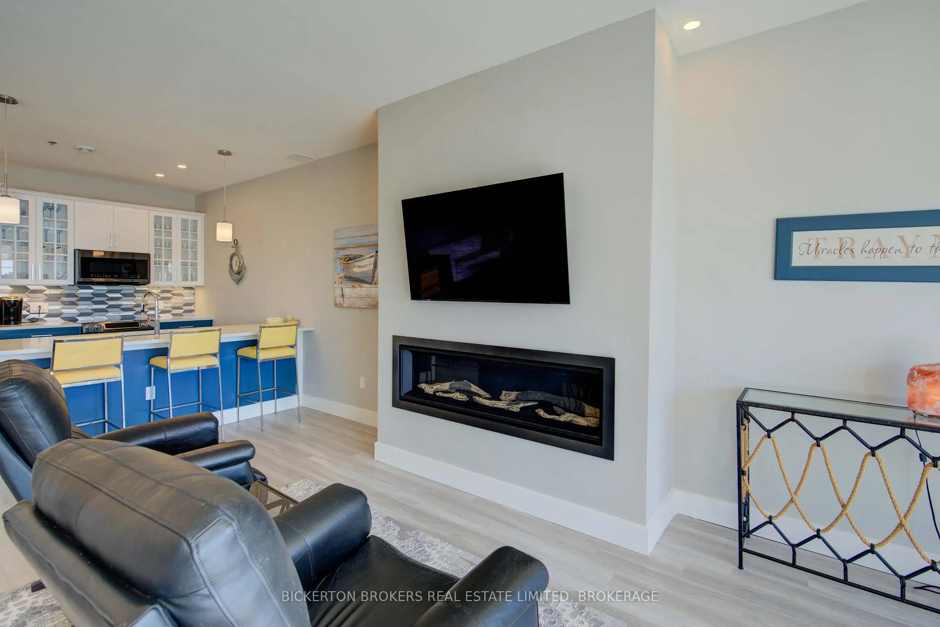 Photo 35 of Unit 403, 130 Water Street, Gananoque — HOMEH
