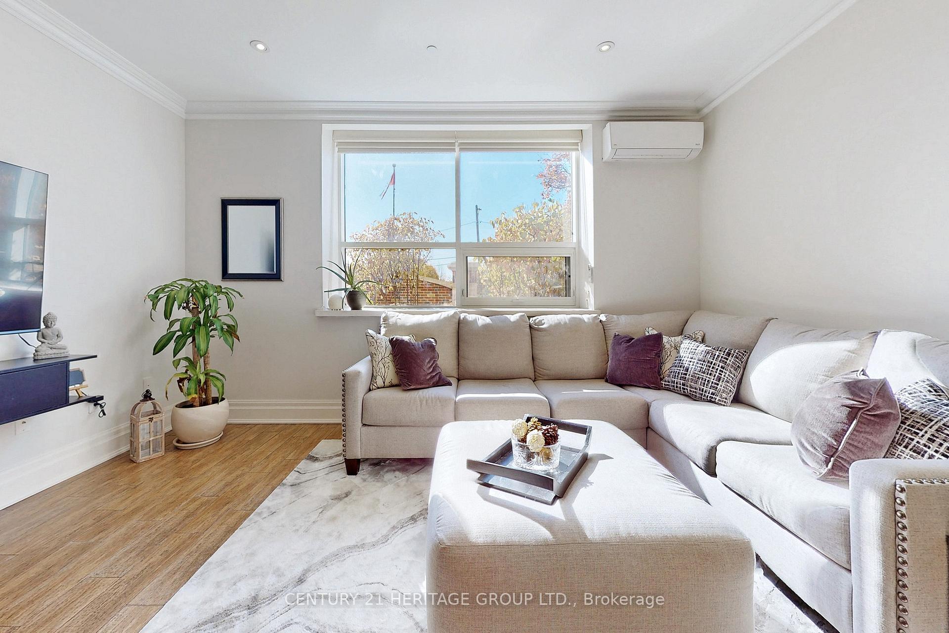 Photo 4 of Unit 108, 397 King Street W, Hamilton, Dundas — HOMEH