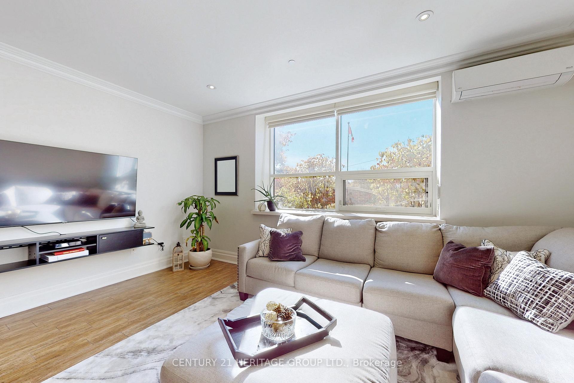 Photo 5 of Unit 108, 397 King Street W, Hamilton, Dundas — HOMEH