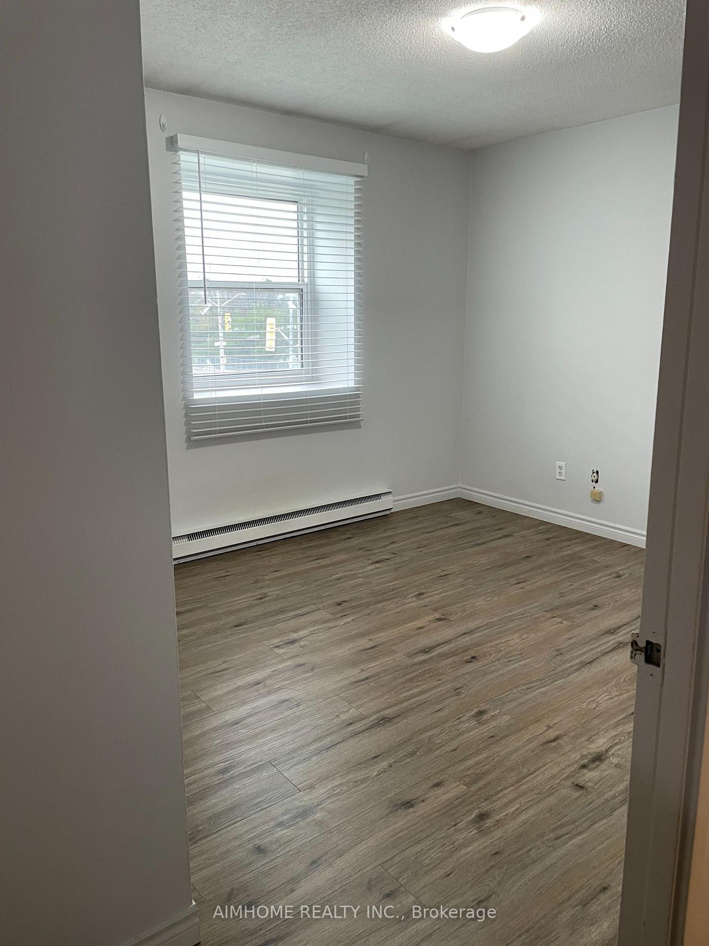 Photo 12 of Unit 1, 113 Westmount Road N, Waterloo — HOMEH