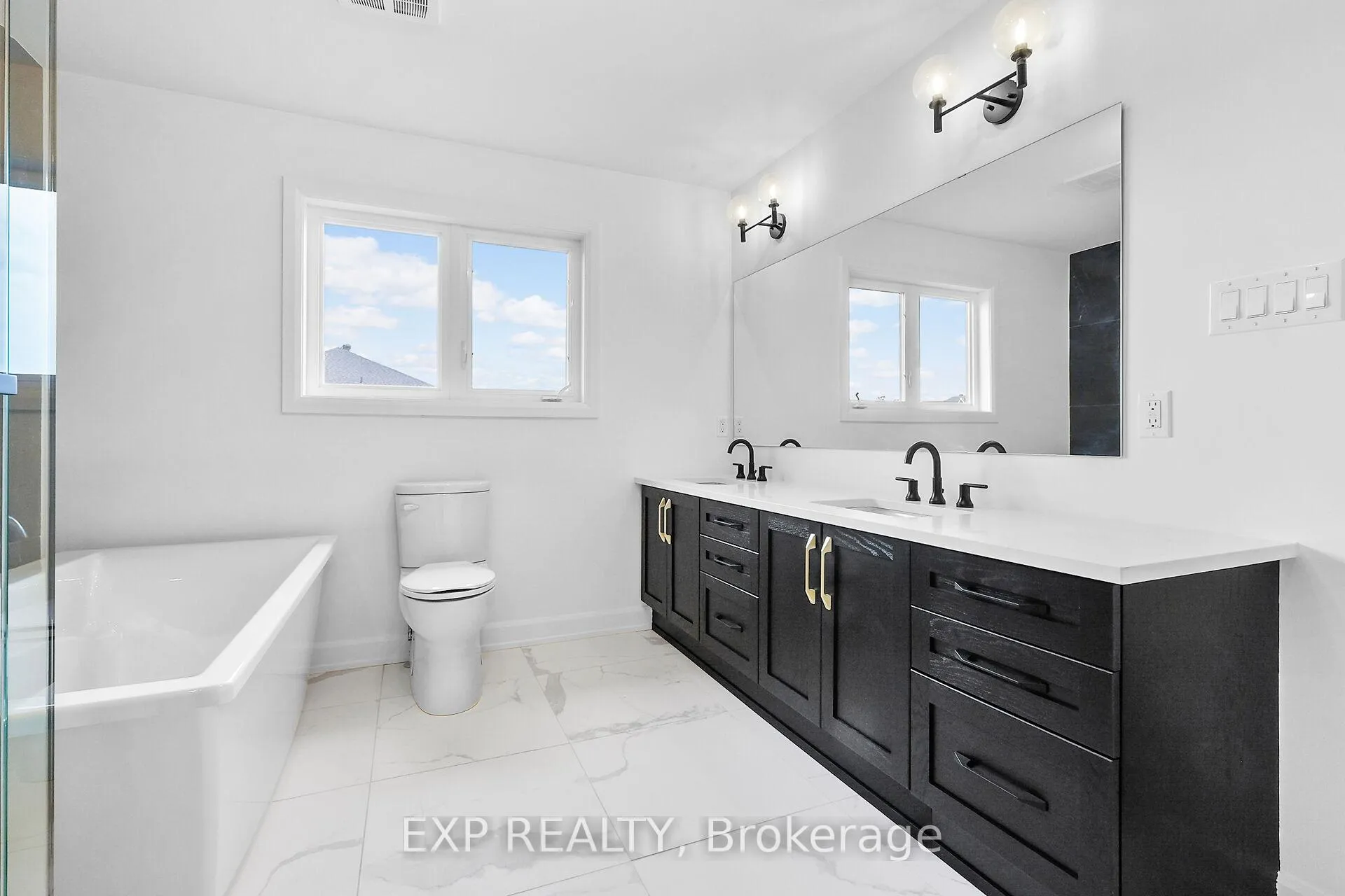 Photo 17 of 413 Fleet Canuck Private, Ottawa, Huntley Ward (South East) — HOMEH