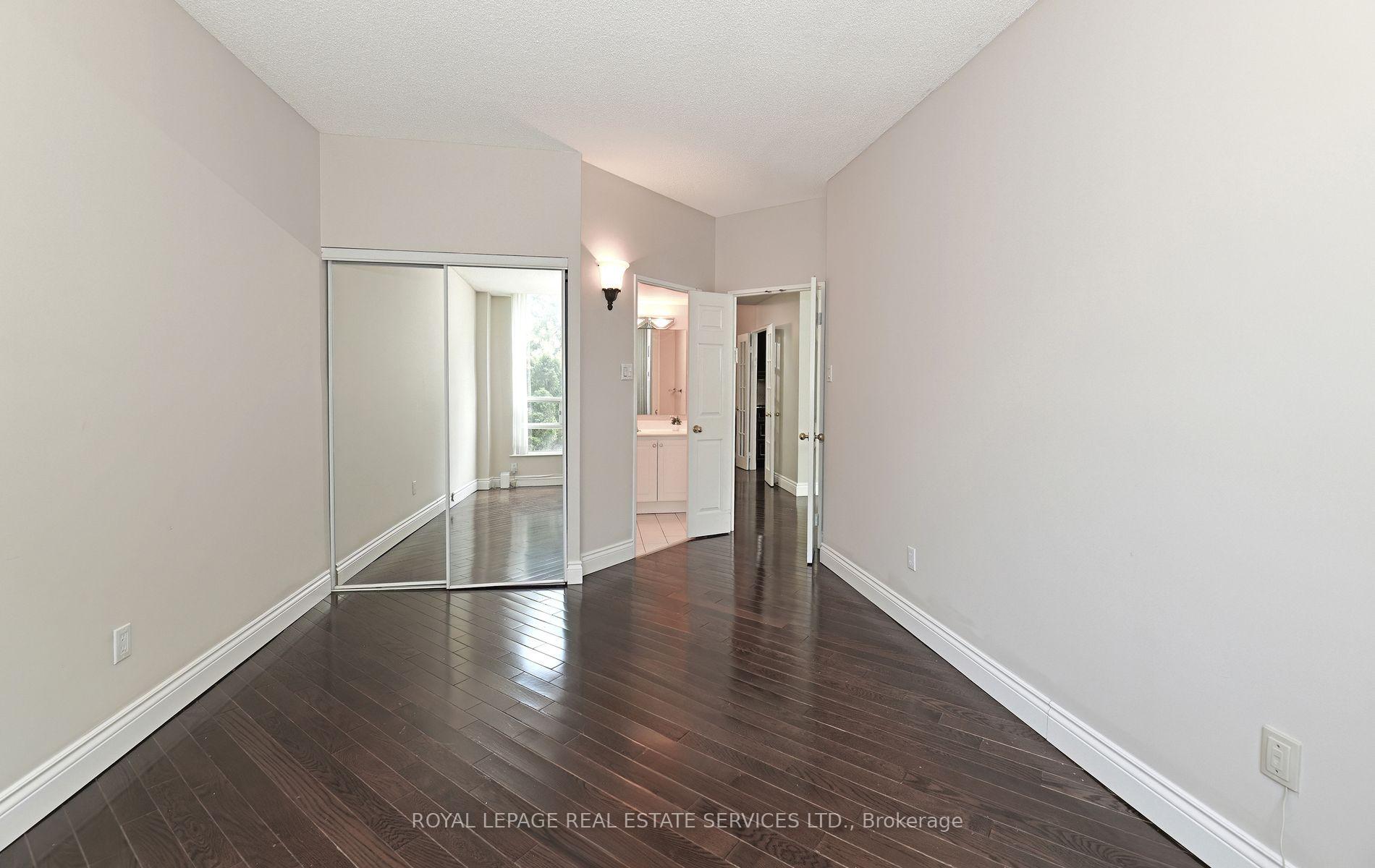 Photo 62 of Unit 113, 7905 Bayview Avenue, Markham, Aileen-Willowbrook — HOMEH