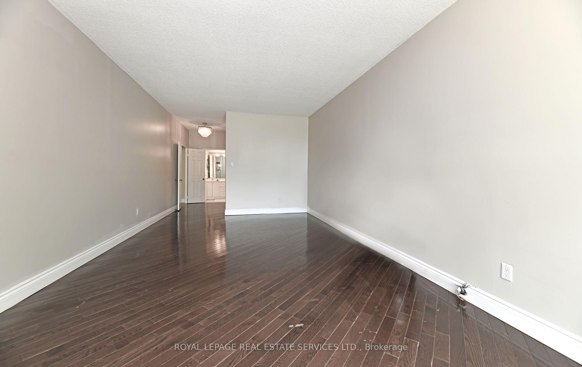 Photo 39 of Unit 113, 7905 Bayview Avenue, Markham, Aileen-Willowbrook — HOMEH