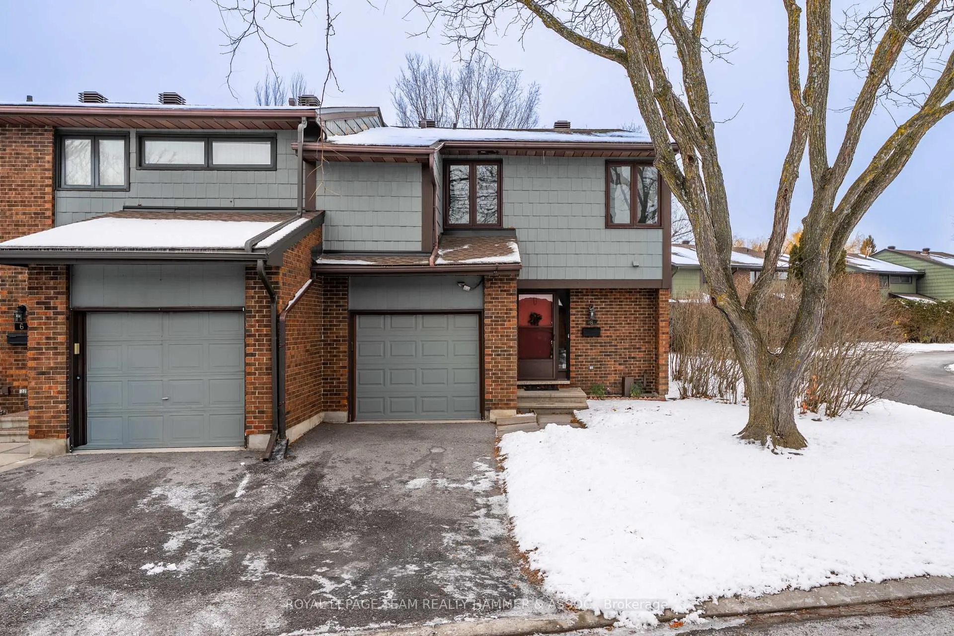 Front of 8 Chisholm Court