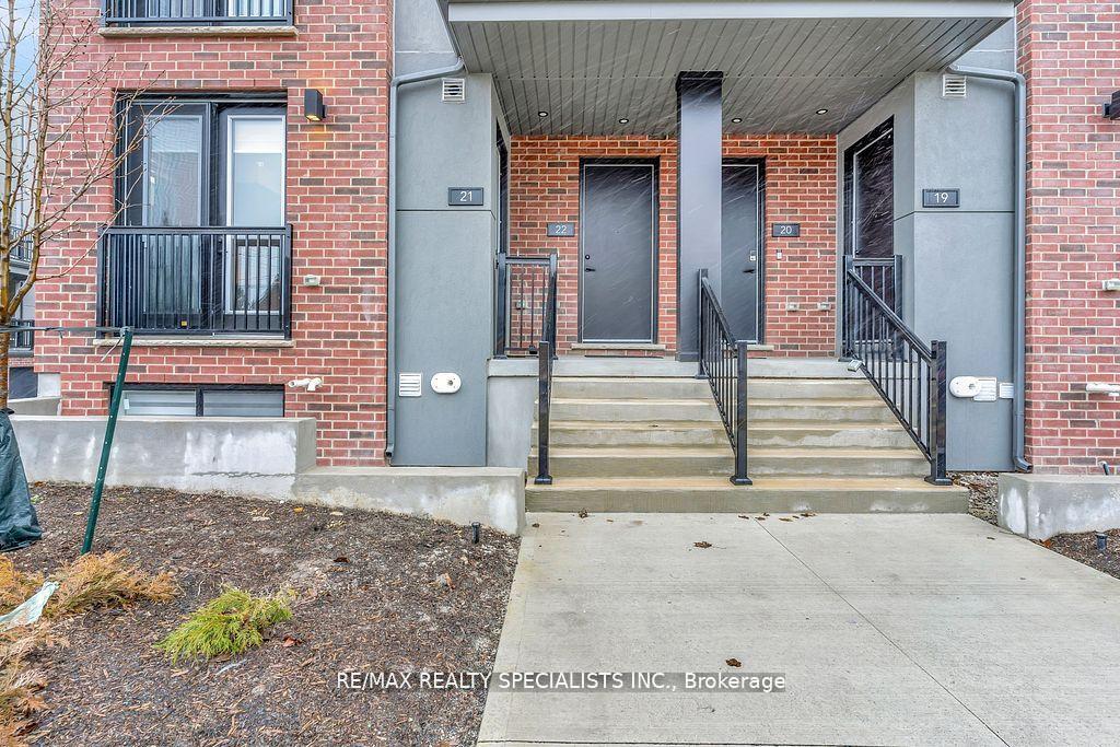 Photo 3 of Unit 21, 99 Roger Street, Waterloo, Uptown Waterloo — HOMEH