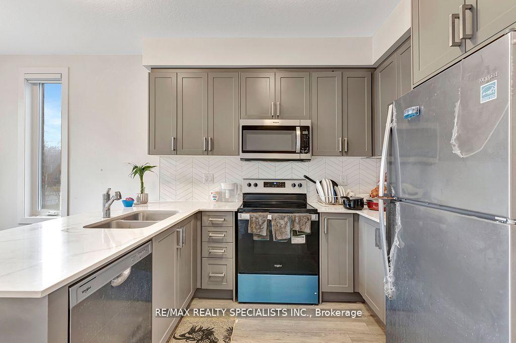 Photo 9 of Unit 21, 99 Roger Street, Waterloo, Uptown Waterloo — HOMEH