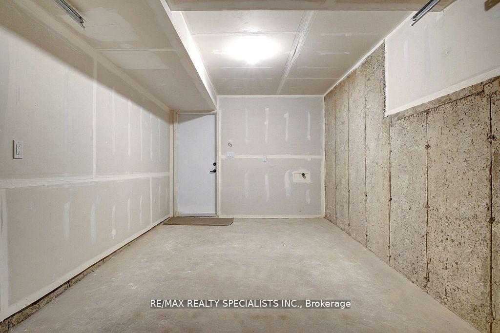 Photo 25 of Unit 21, 99 Roger Street, Waterloo, Uptown Waterloo — HOMEH