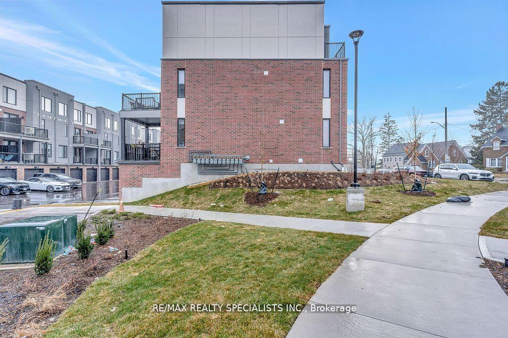 Photo 32 of Unit 21, 99 Roger Street, Waterloo, Uptown Waterloo — HOMEH