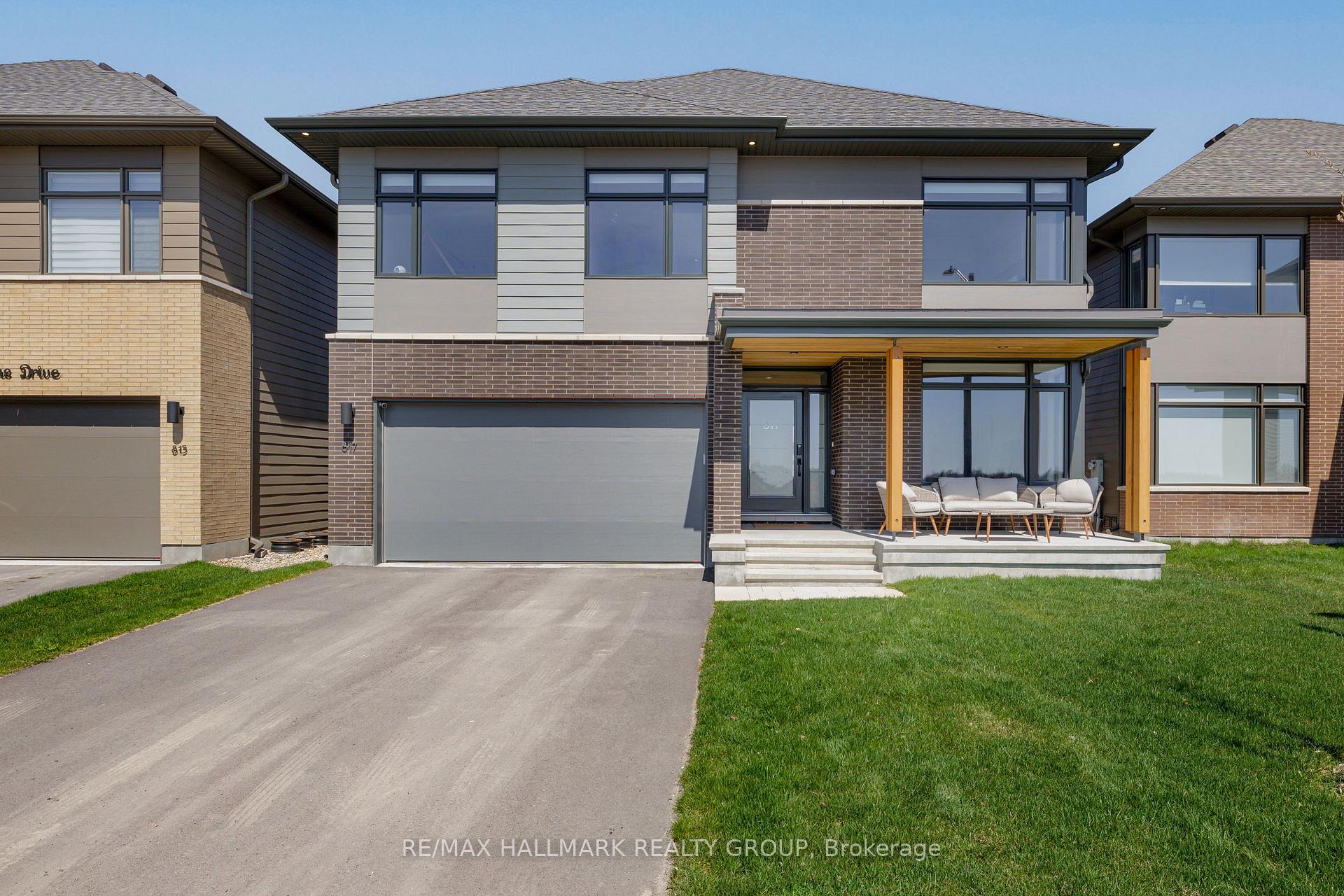Photo 1 of 817 Chorus Drive, Ottawa, Riverside South/Gloucester Glen — HOMEH