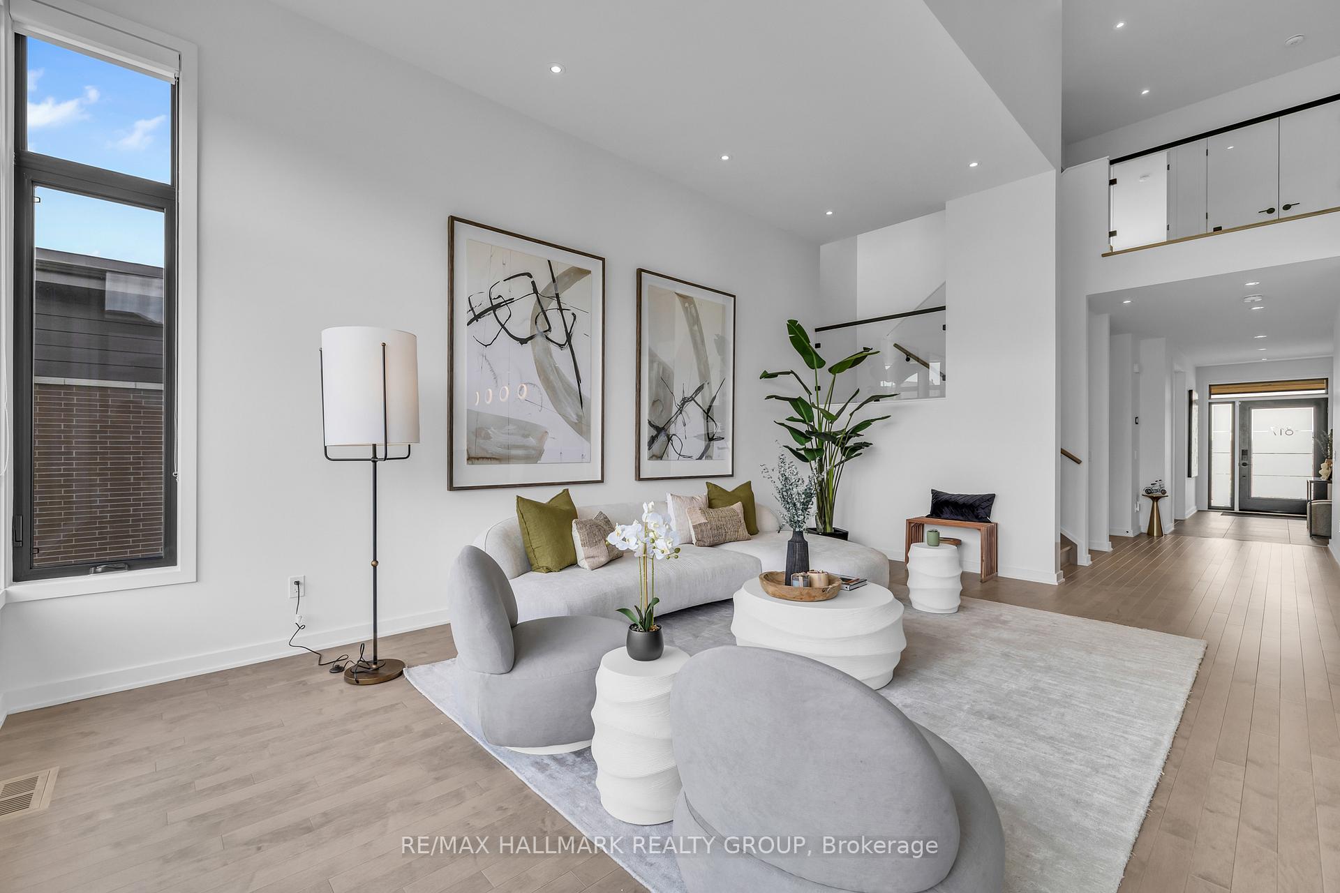 Photo 11 of 817 Chorus Drive, Ottawa, Riverside South/Gloucester Glen — HOMEH