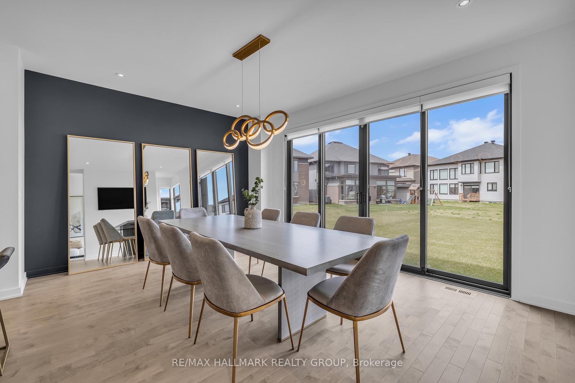 Photo 19 of 817 Chorus Drive, Ottawa, Riverside South/Gloucester Glen — HOMEH
