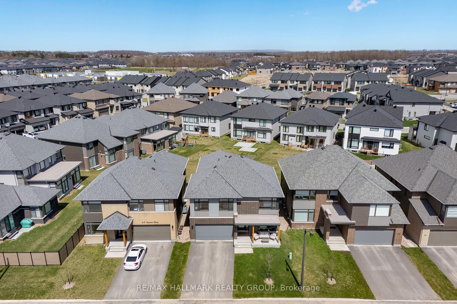 Photo 46 of 817 Chorus Drive, Ottawa, Riverside South/Gloucester Glen — HOMEH