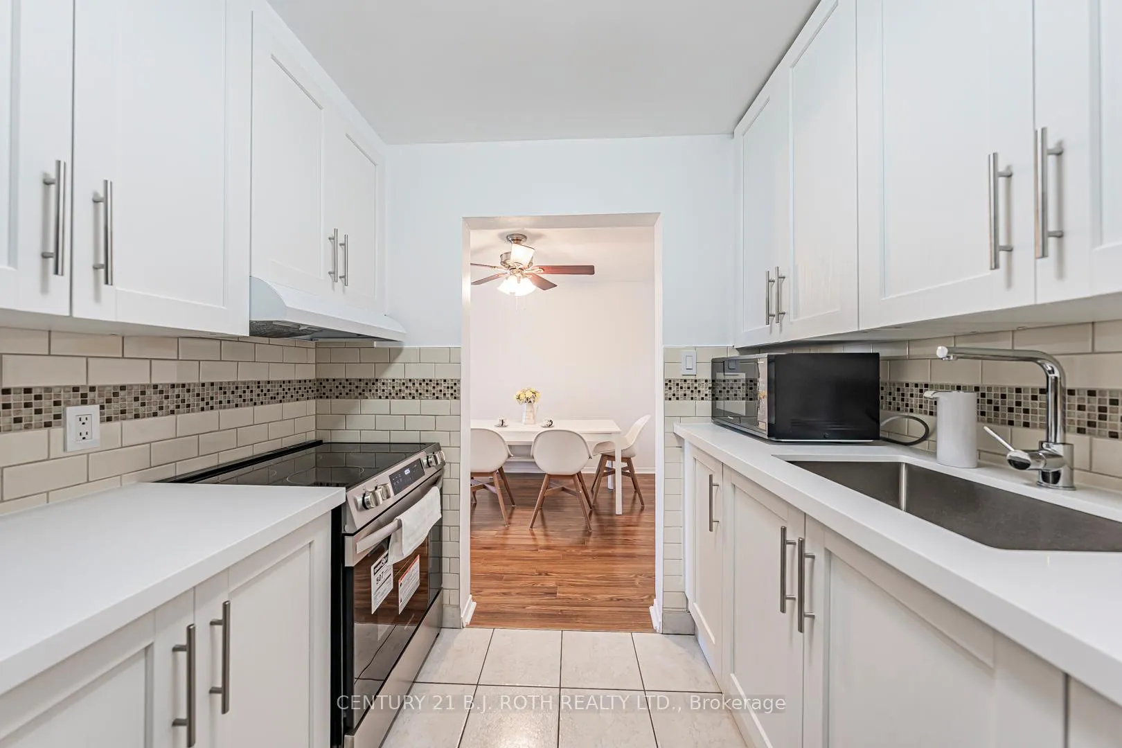 Photo 11 of Unit G10, 147 Edgehill Drive, Barrie, Letitia Heights — HOMEH