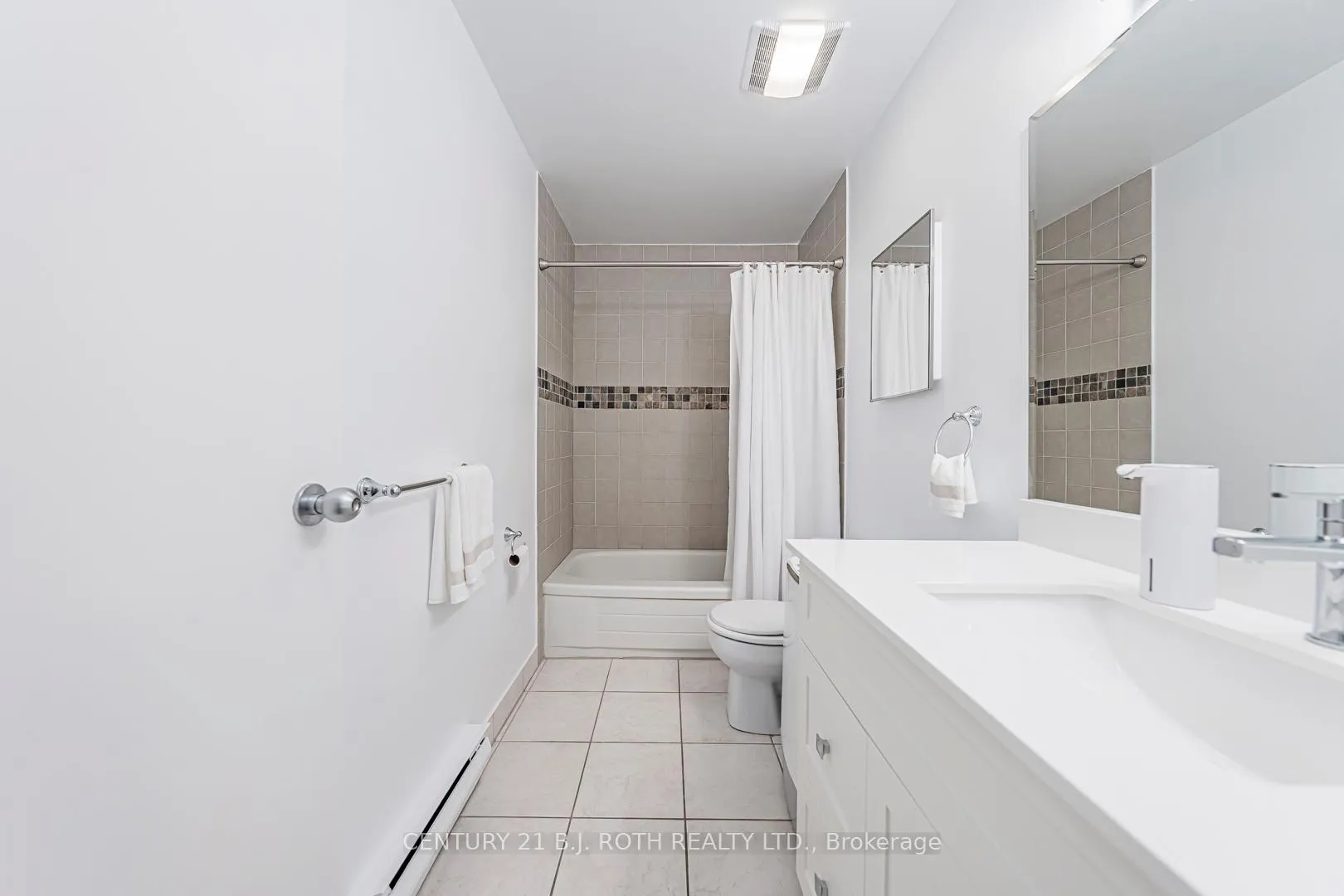 Photo 17 of Unit G10, 147 Edgehill Drive, Barrie, Letitia Heights — HOMEH