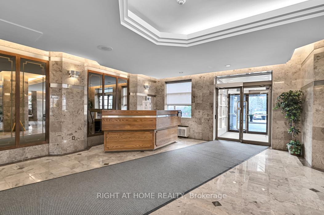 Photo 3 of Unit 1703, 2759 Carousel Crescent, Ottawa, Emerald Woods/Sawmill Creek — HOMEH