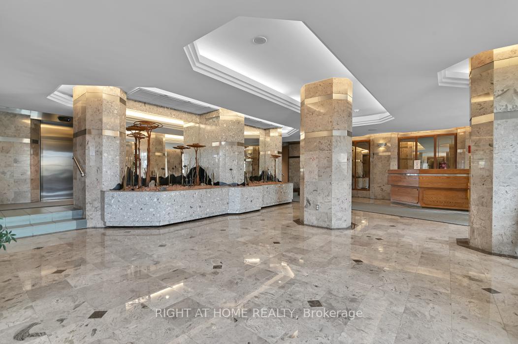 Photo 4 of Unit 1703, 2759 Carousel Crescent, Ottawa, Emerald Woods/Sawmill Creek — HOMEH