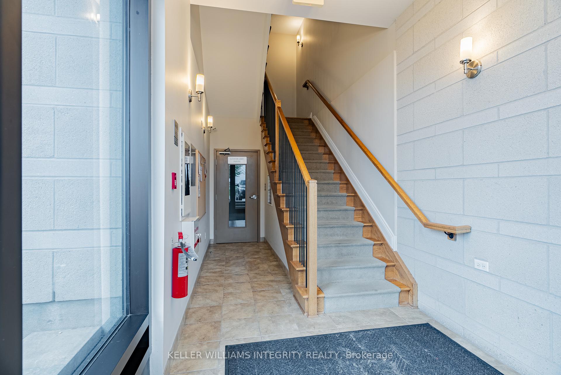 Photo 3 of Unit 103, 160 Guelph Priv, Ottawa, Kanata - Kanata Lakes/Heritage Hills — HOMEH