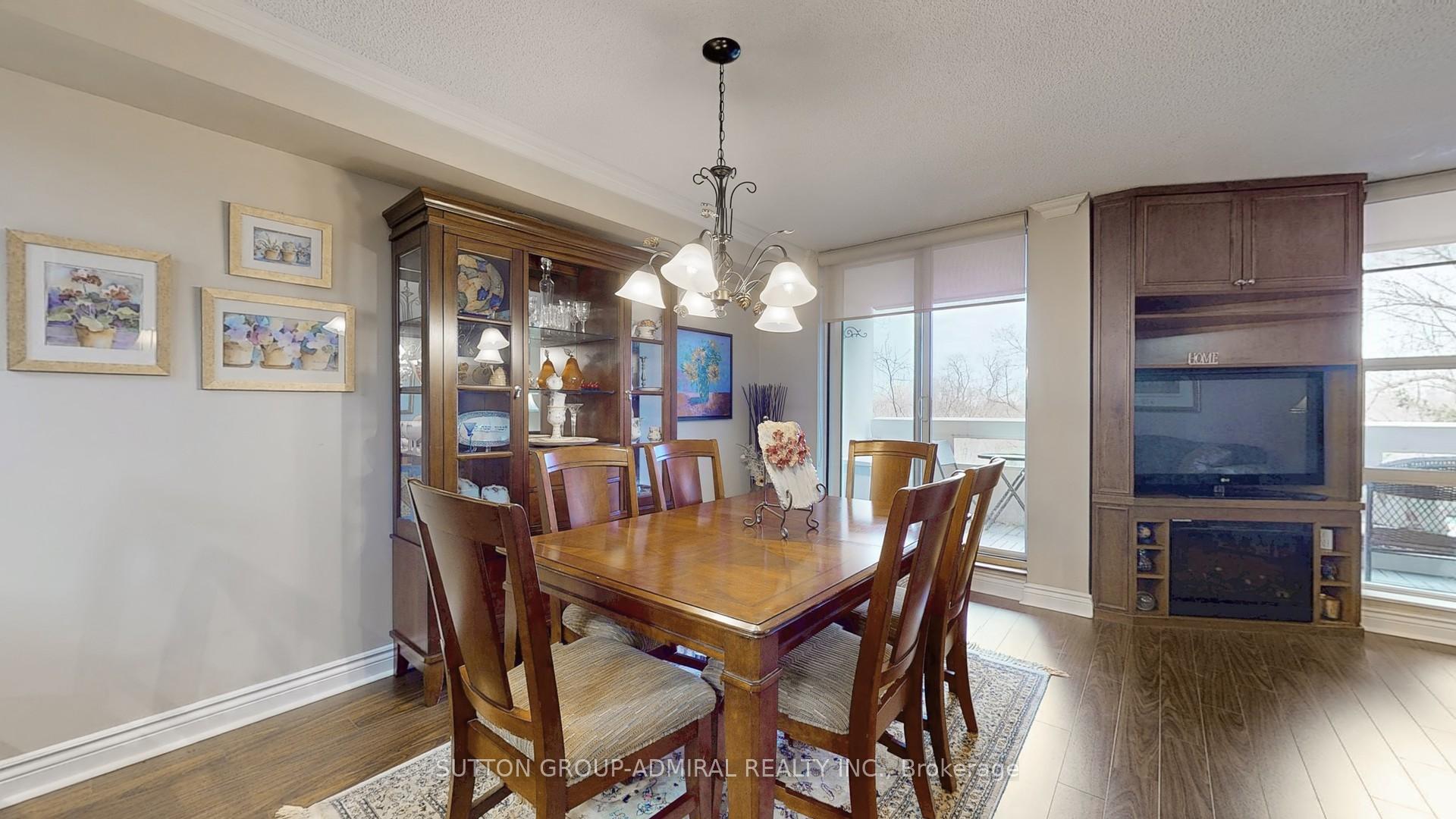 Photo 9 of Unit 303, 50 Inverlochy Boulevard, Markham, Royal Orchard — HOMEH