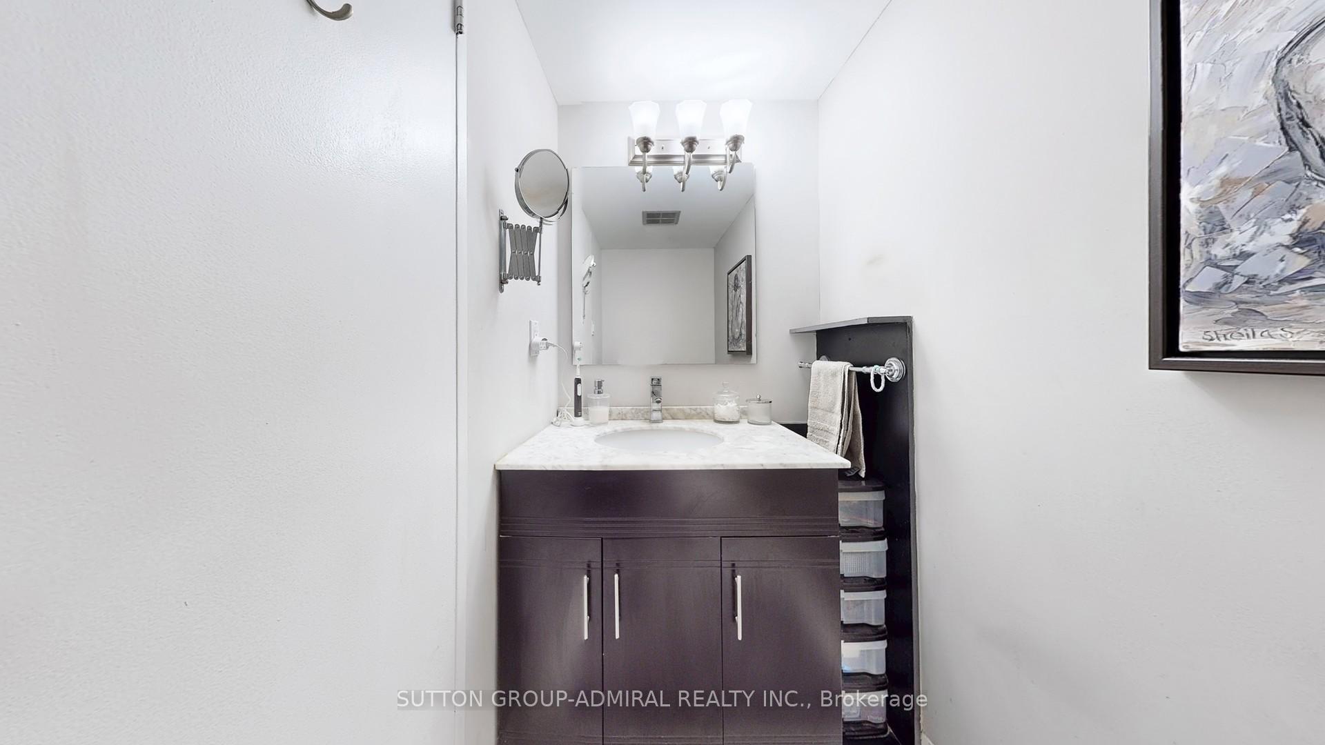 Photo 14 of Unit 303, 50 Inverlochy Boulevard, Markham, Royal Orchard — HOMEH