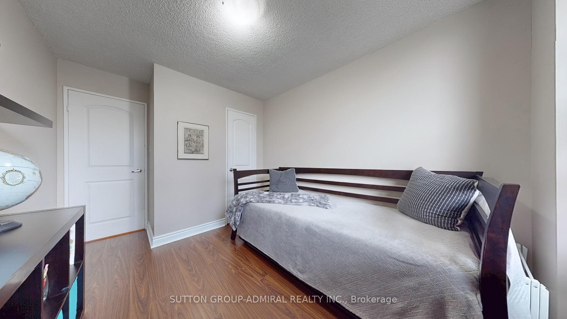 Photo 15 of Unit 303, 50 Inverlochy Boulevard, Markham, Royal Orchard — HOMEH