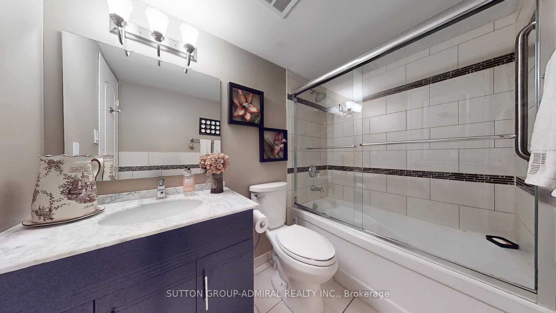 Photo 16 of Unit 303, 50 Inverlochy Boulevard, Markham, Royal Orchard — HOMEH