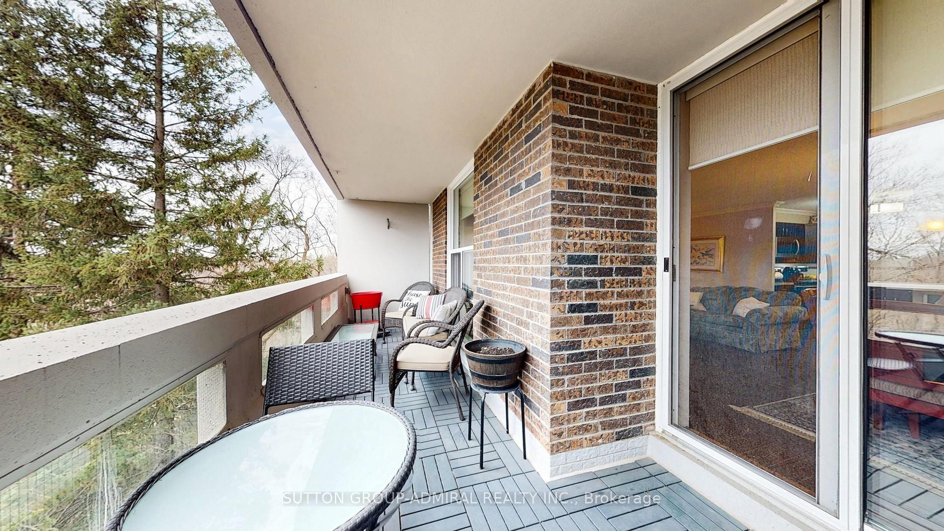 Photo 17 of Unit 303, 50 Inverlochy Boulevard, Markham, Royal Orchard — HOMEH