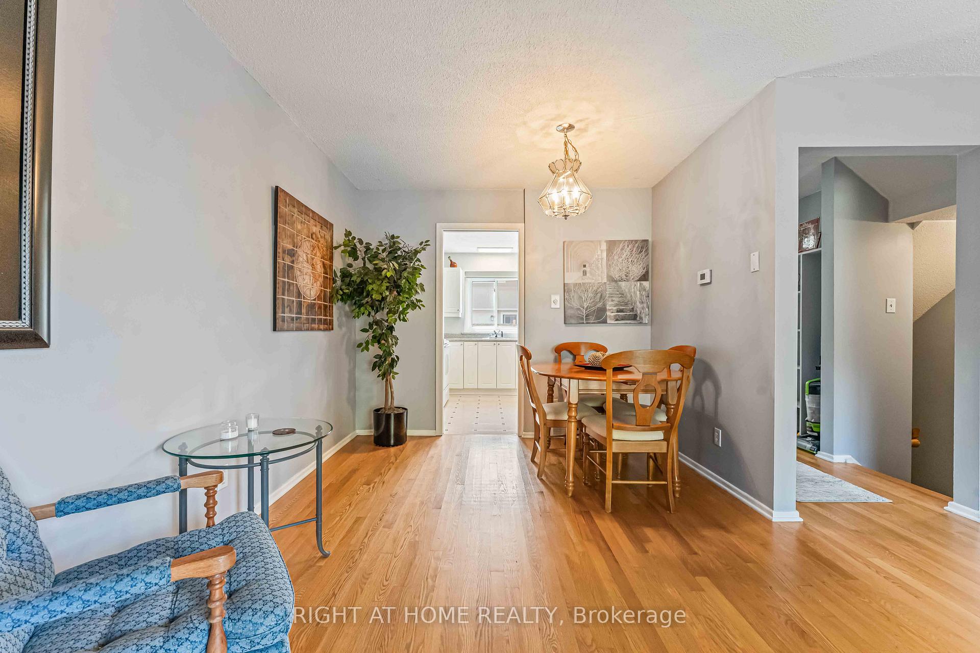 Photo 9 of 481E Moodie Drive, Ottawa, Arbeatha Park — HOMEH