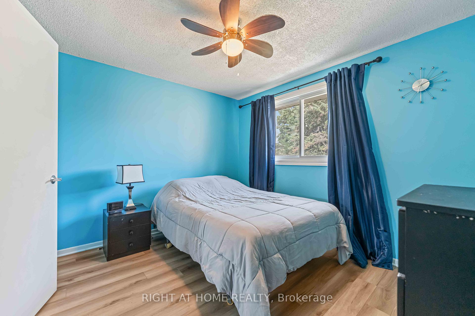 Photo 20 of 481E Moodie Drive, Ottawa, Arbeatha Park — HOMEH
