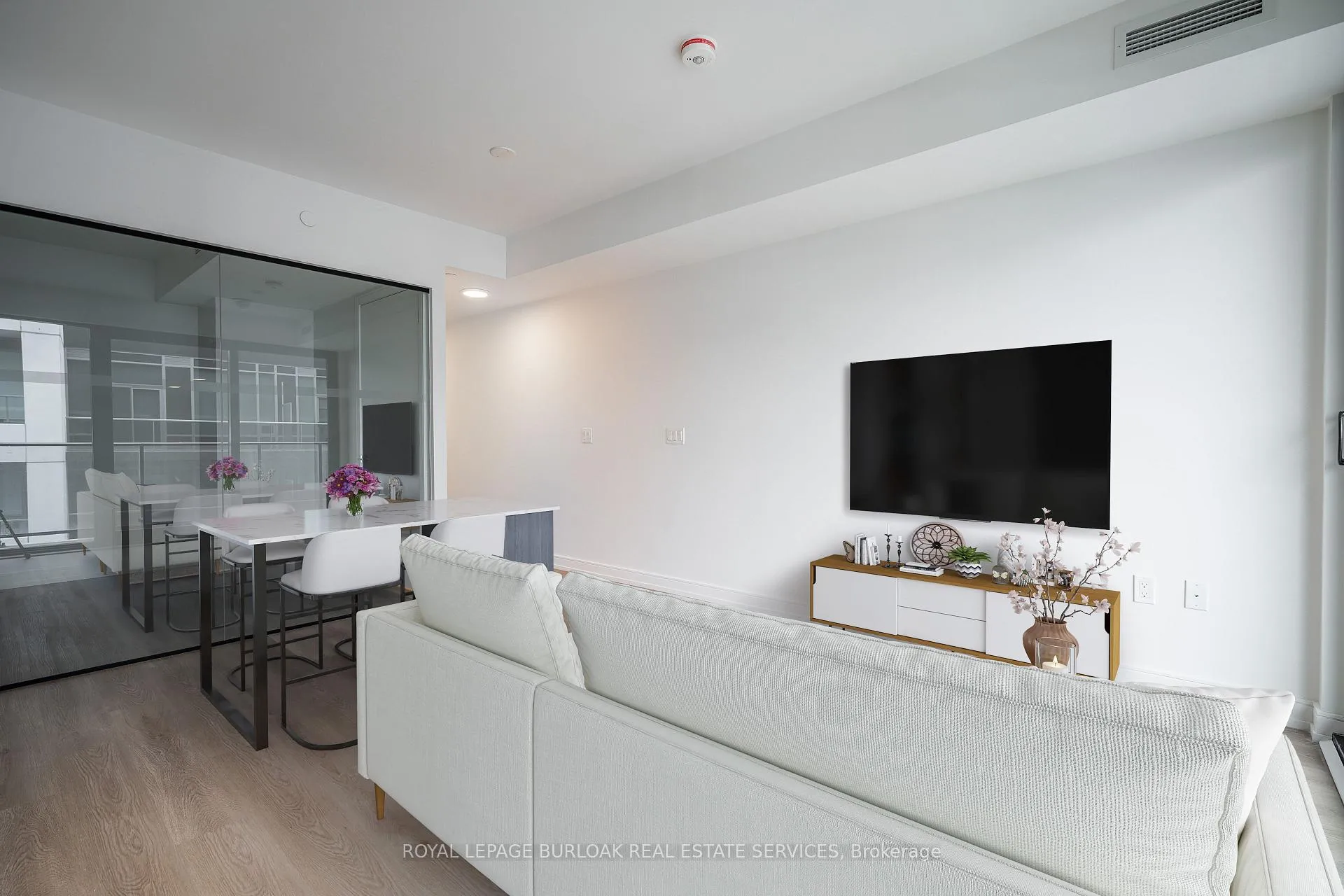 Photo 4 of Unit 1418, 1 Jarvis Street, Hamilton, Beasley — HOMEH