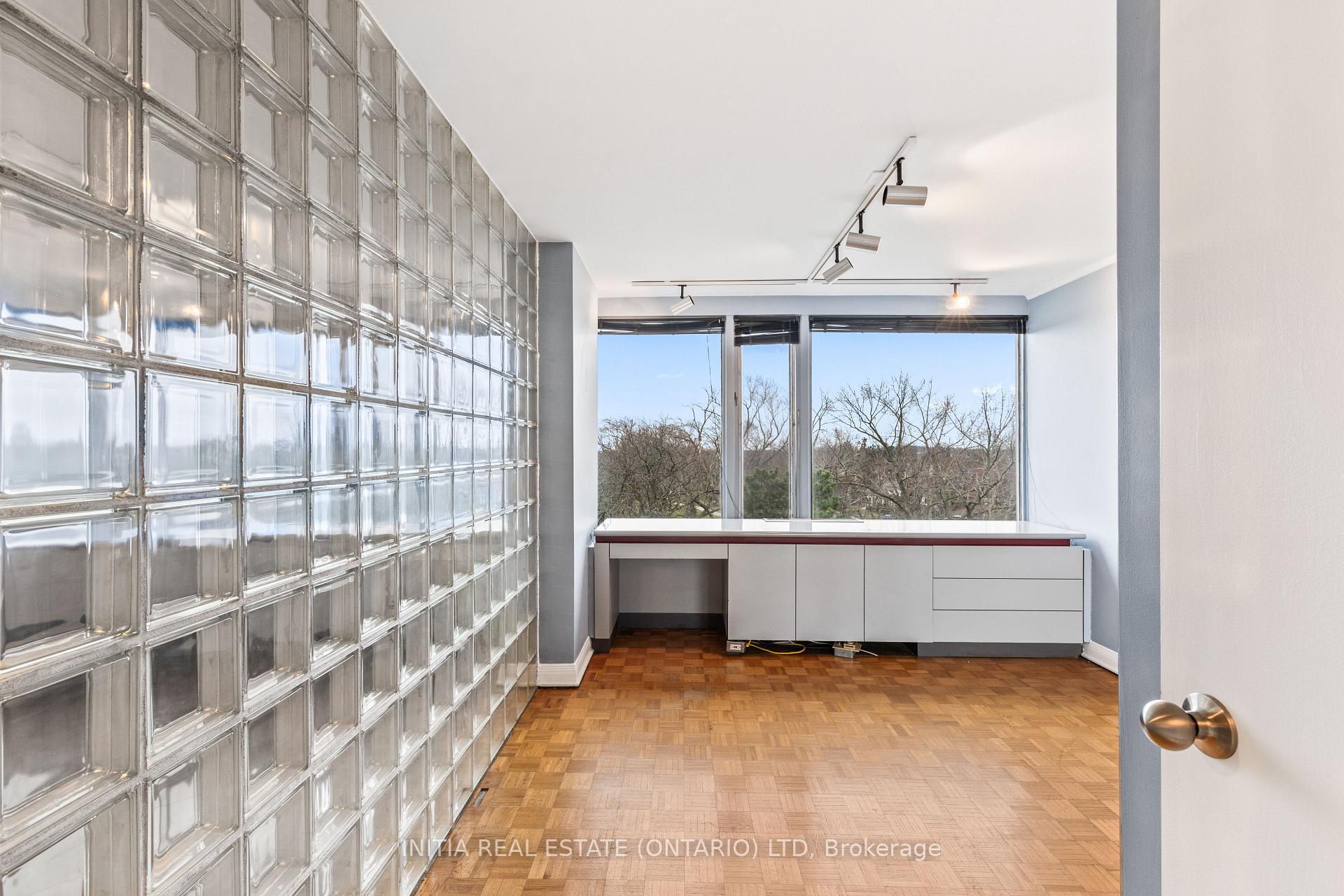 Photo 12 of Unit 602, 2144 Pelissier Street, Windsor — HOMEH