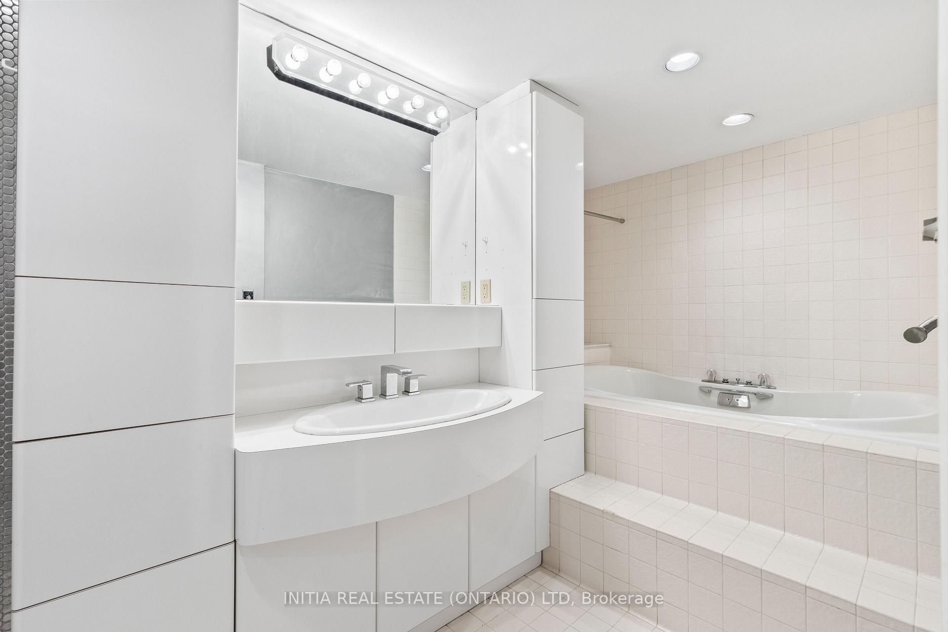 Photo 21 of Unit 602, 2144 Pelissier Street, Windsor — HOMEH