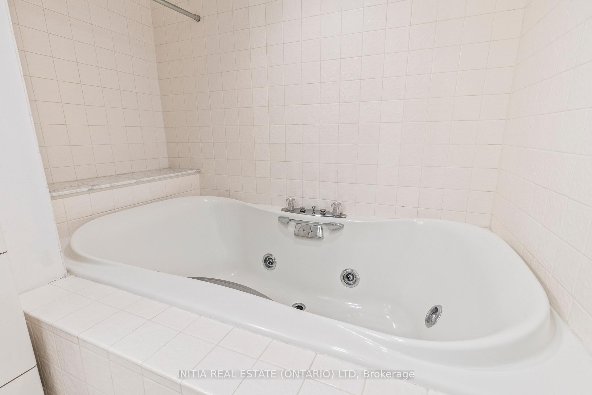 Photo 22 of Unit 602, 2144 Pelissier Street, Windsor — HOMEH