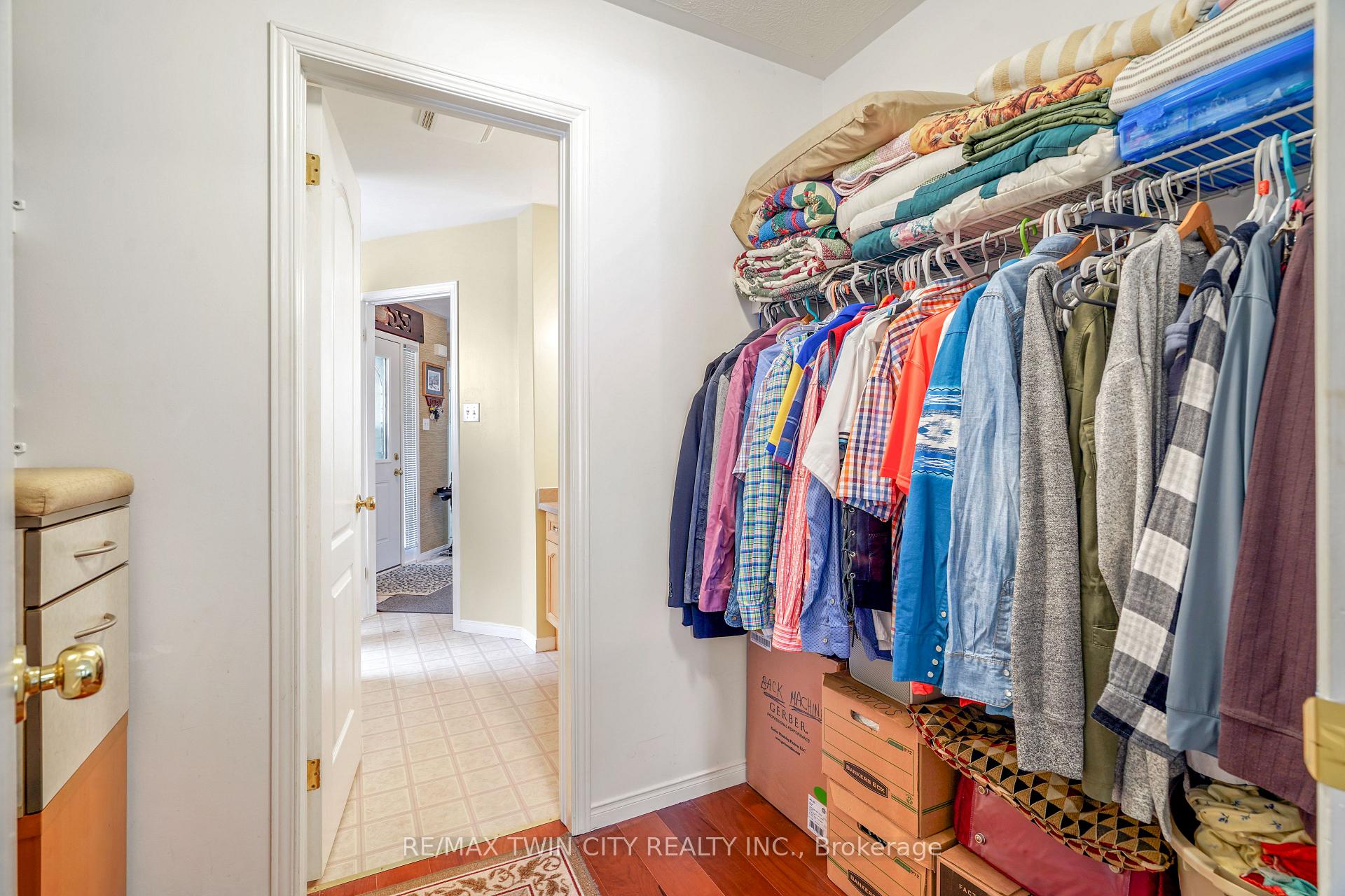 Photo 25 of 5 Anastasia Crescent, Brantford — HOMEH