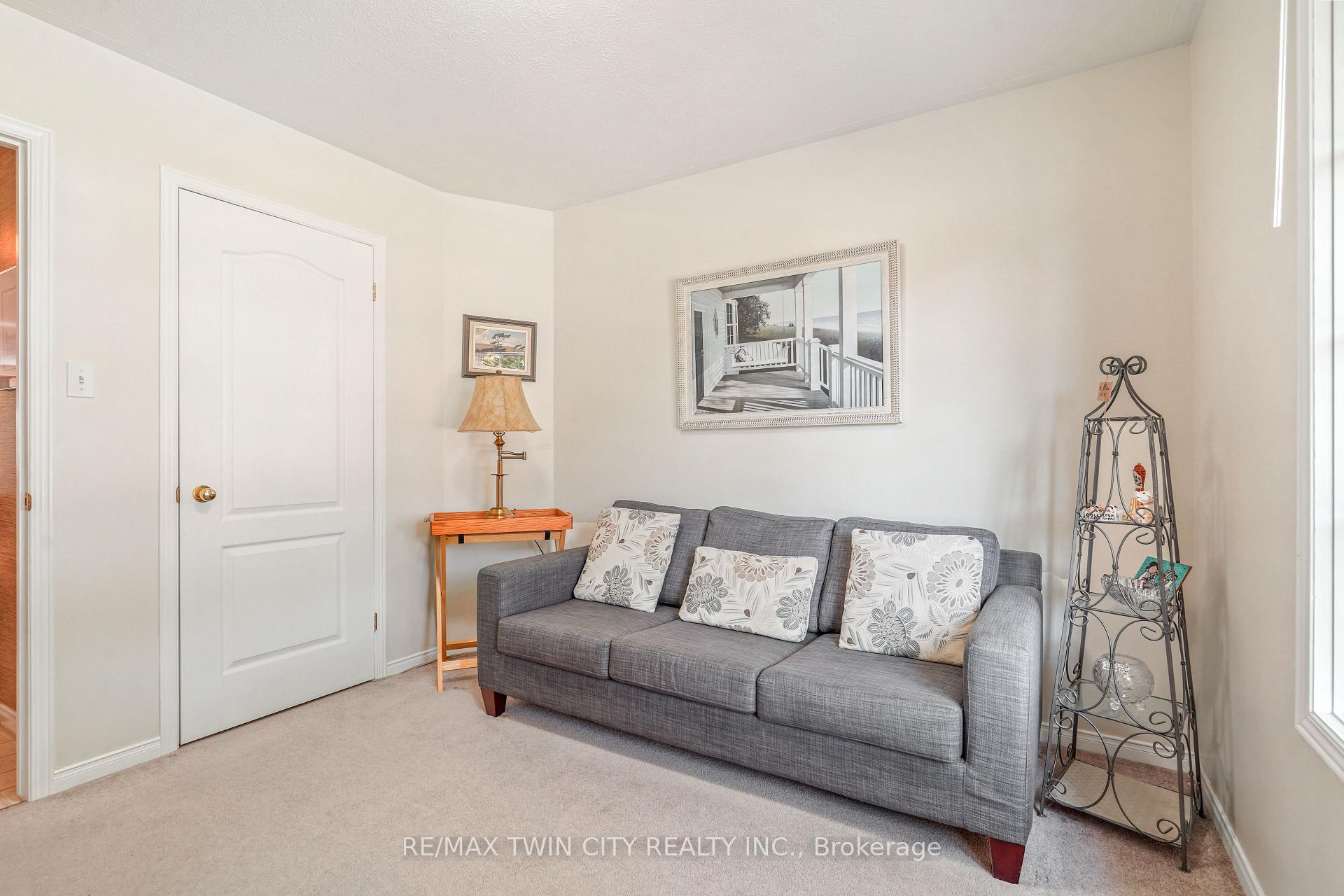 Photo 28 of 5 Anastasia Crescent, Brantford — HOMEH