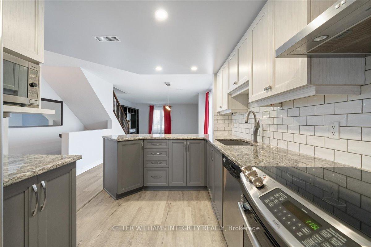 Photo 8 of Unit 55, 53 Crosby, Ottawa, Avalon East — HOMEH