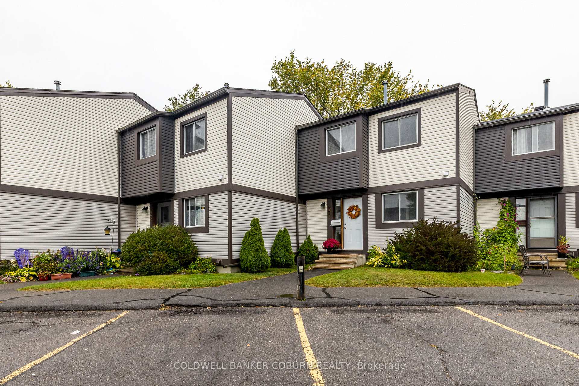 Photo 2 of 3659 Aladdin Lane, Ottawa, Blossom Park/Kemp Park/Findlay Creek — HOMEH