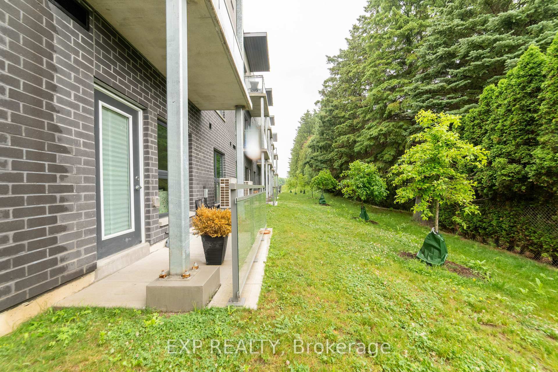 Photo 5 of Unit 211, 1201 Lackner Place, Kitchener — HOMEH