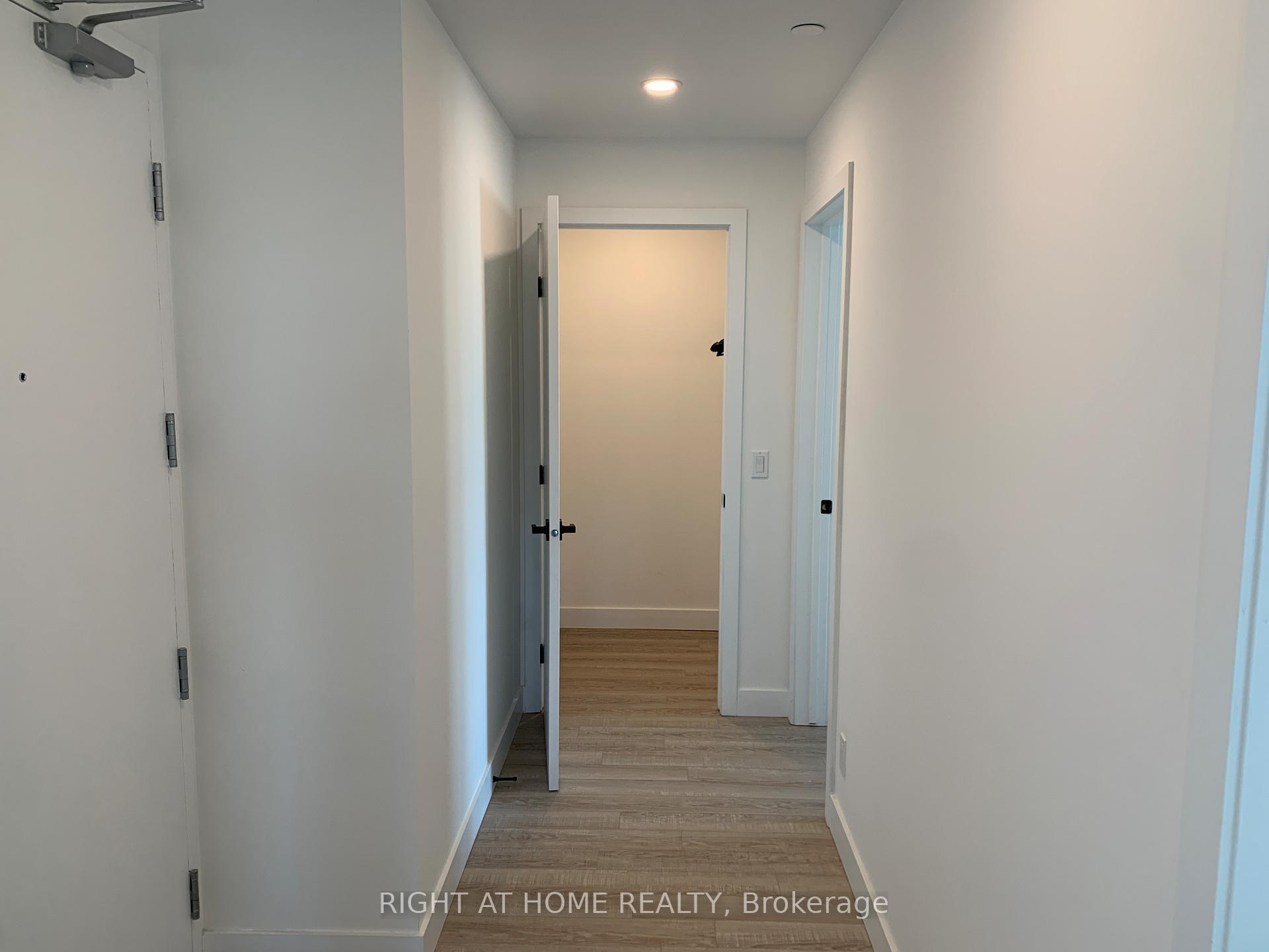 Photo 10 of Unit 802, 1250 Cummings Avenue, Ottawa, Cyrville — HOMEH