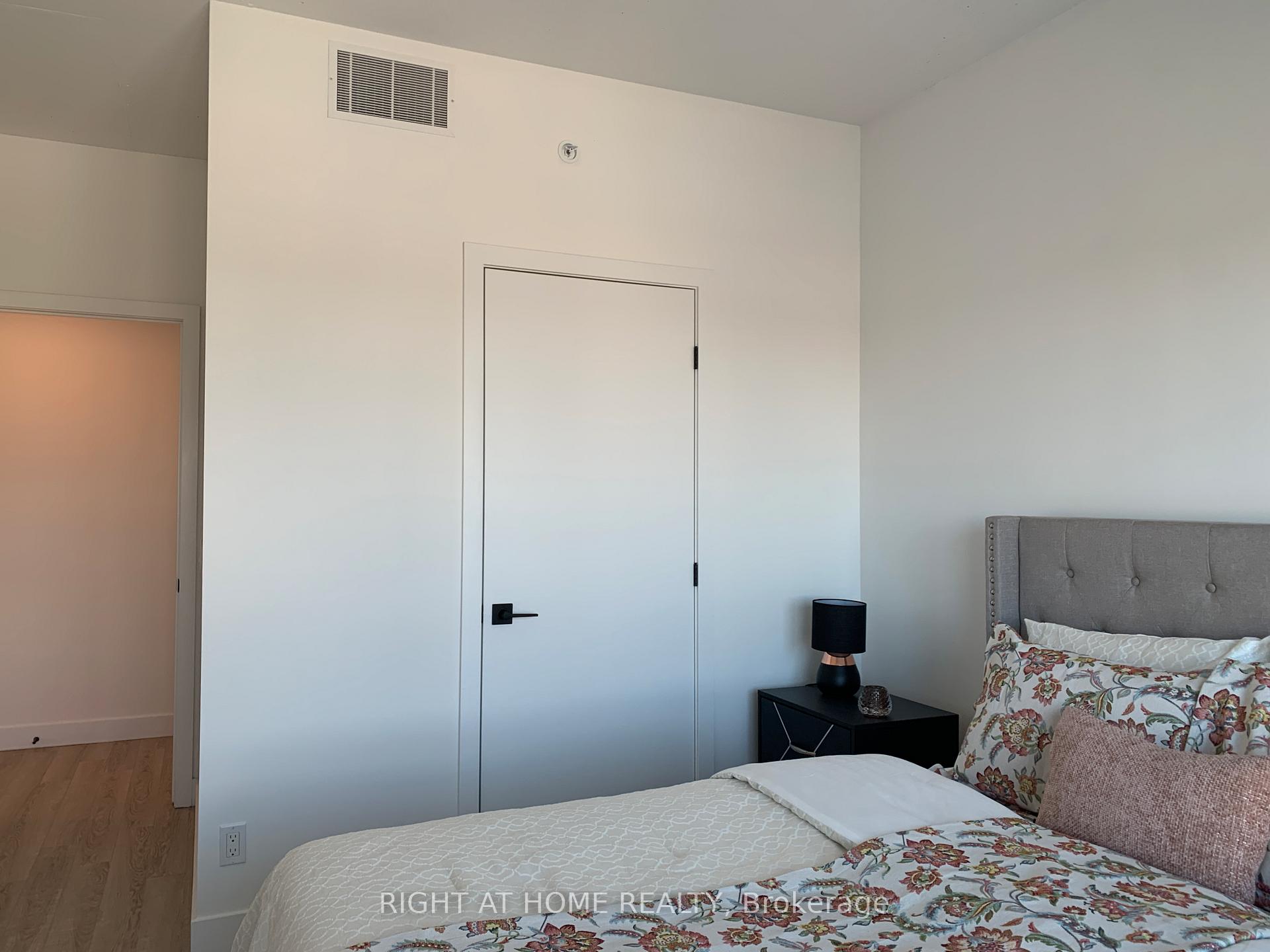 Photo 13 of Unit 802, 1250 Cummings Avenue, Ottawa, Cyrville — HOMEH