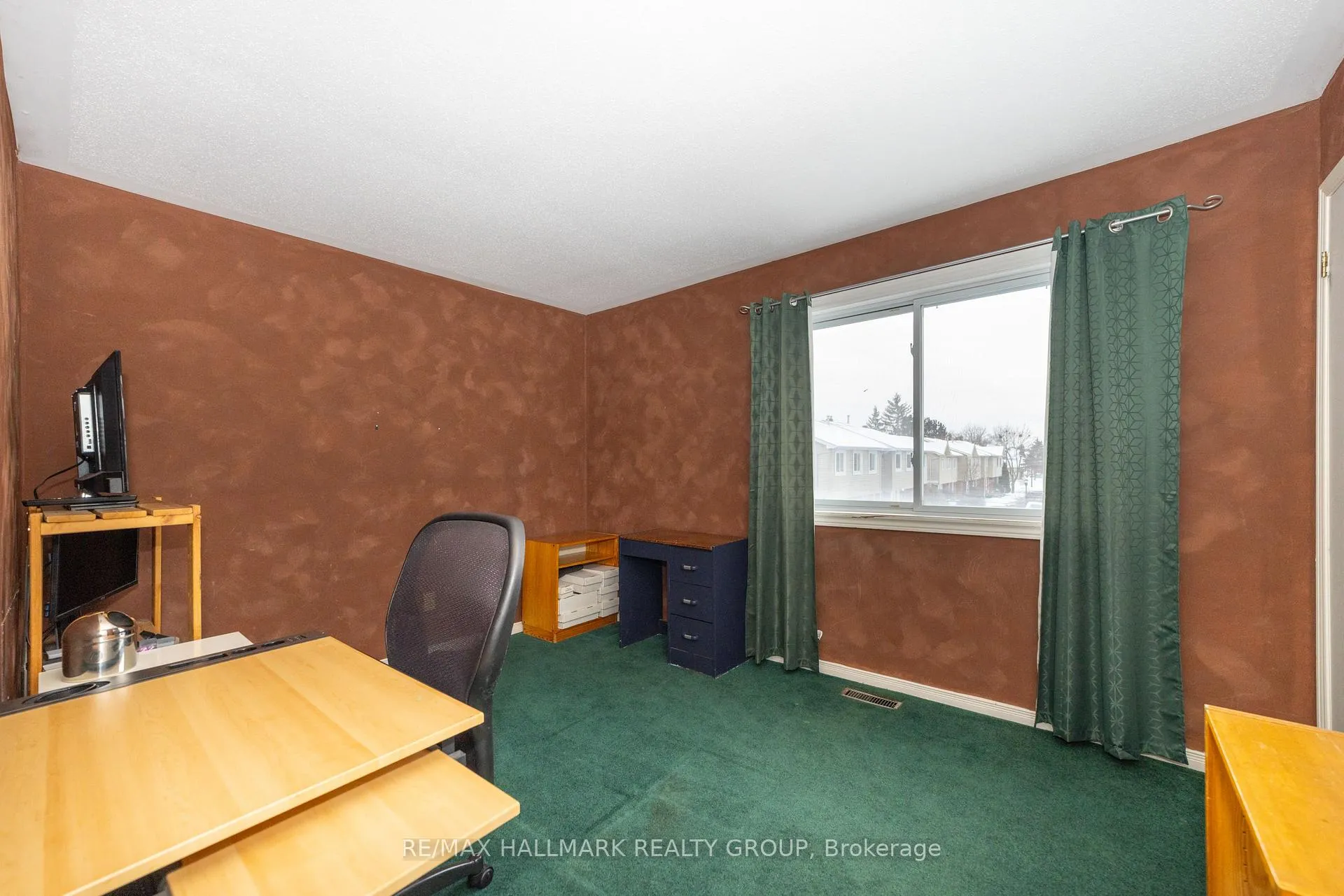 Photo 18 of Unit 29, 935 Cookshire Crescent, Ottawa, Fallingbrook/Ridgemount — HOMEH