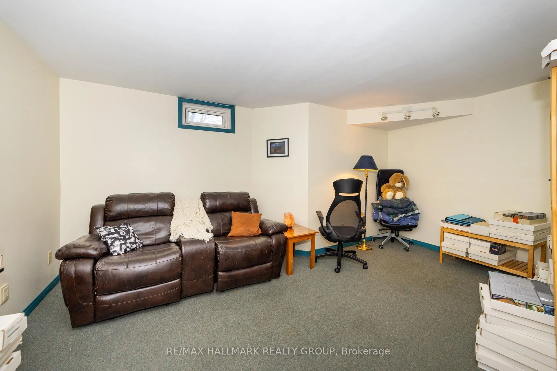 Photo 22 of Unit 29, 935 Cookshire Crescent, Ottawa, Fallingbrook/Ridgemount — HOMEH