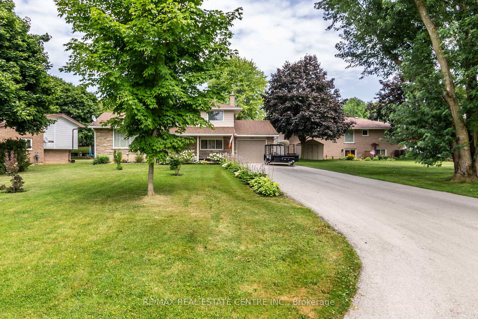 Photo 3 of 20 Ridout Street, Brockton — HOMEH