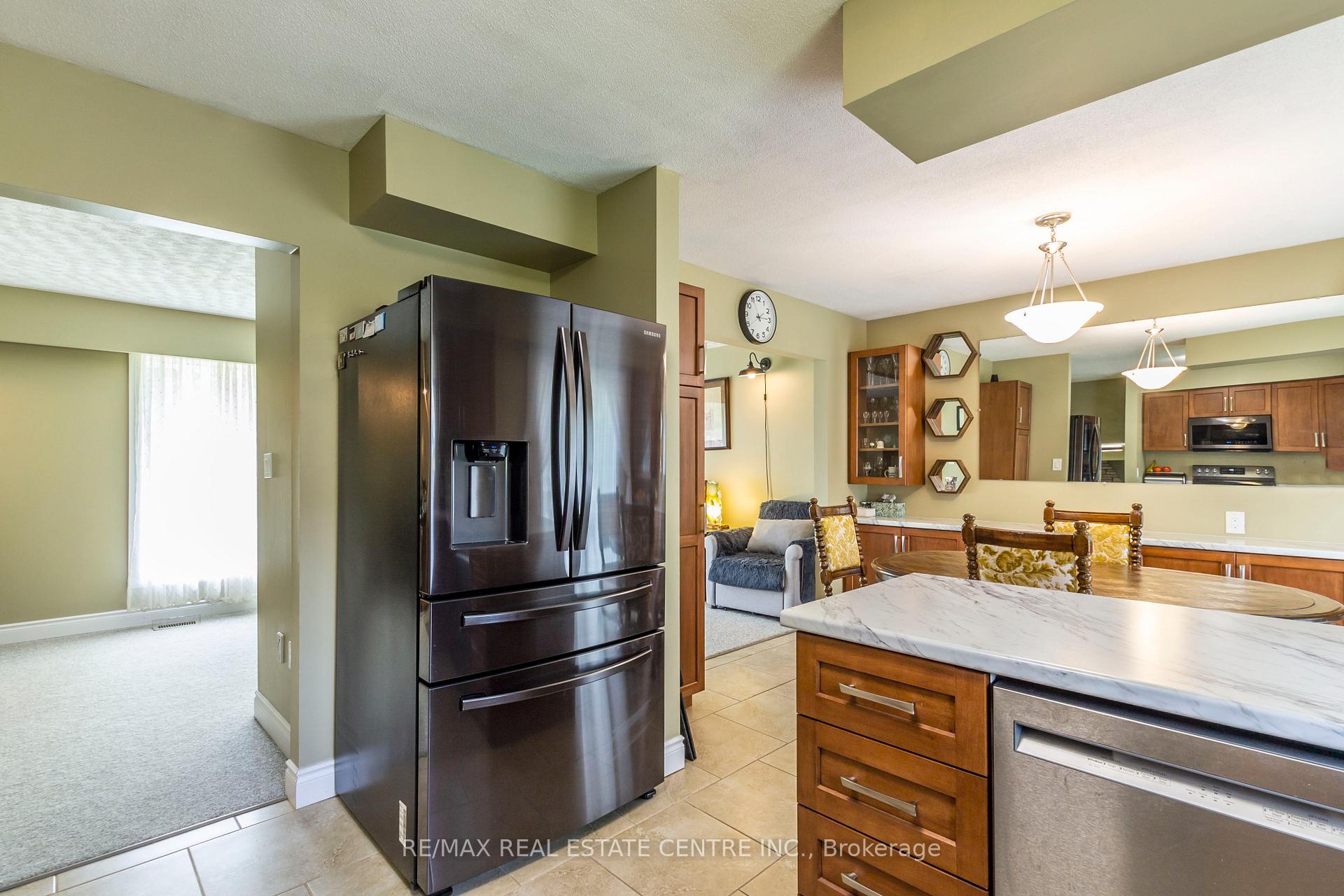 Photo 15 of 20 Ridout Street, Brockton — HOMEH