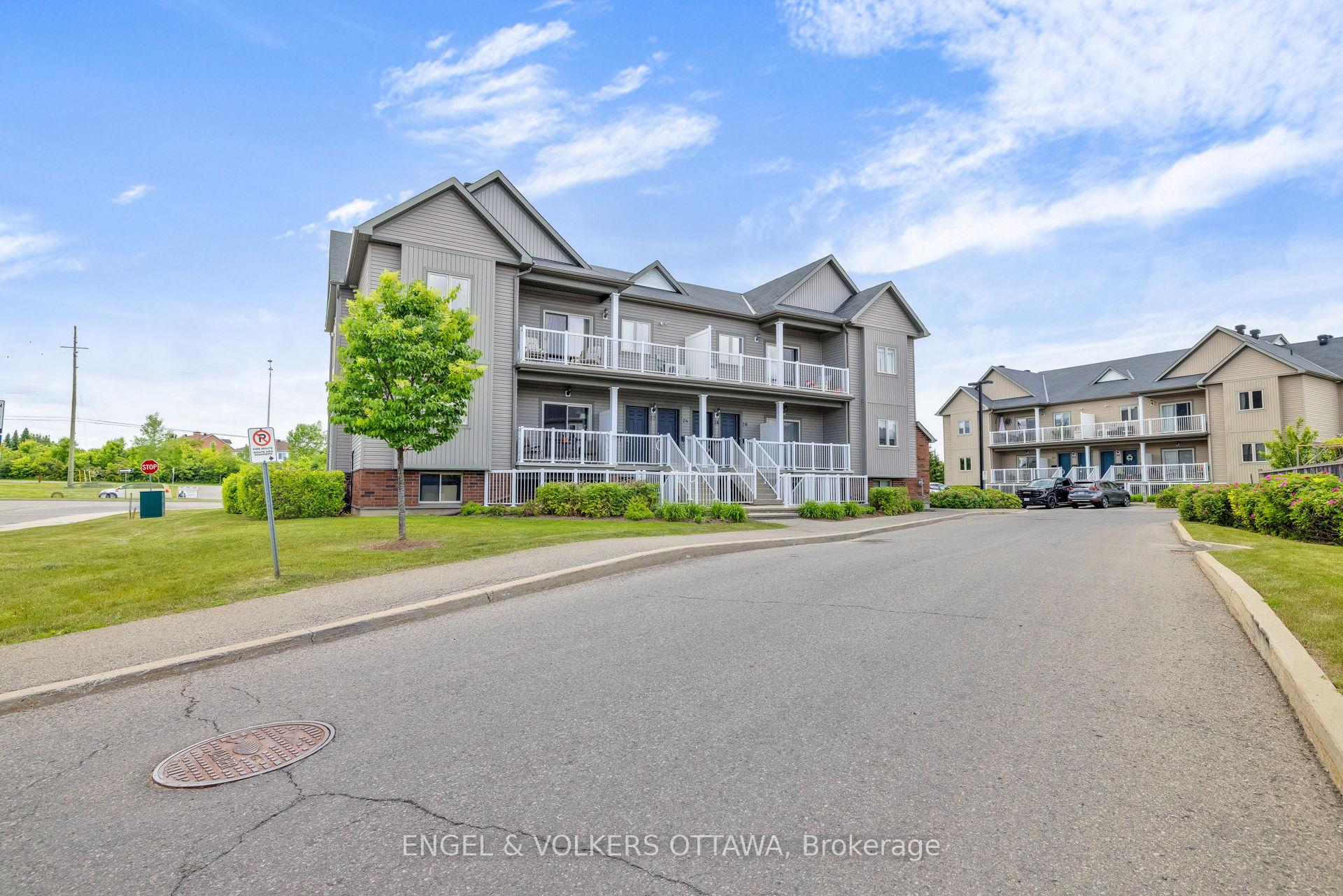 Photo 3 of Unit 4, 44 Sternes Private, Ottawa, Springridge/East Village — HOMEH